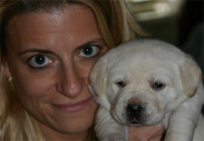 donna-with-yellow-lab-puppy-endless-mt-labradors-akc-breeder-labrador-retriever-puppies